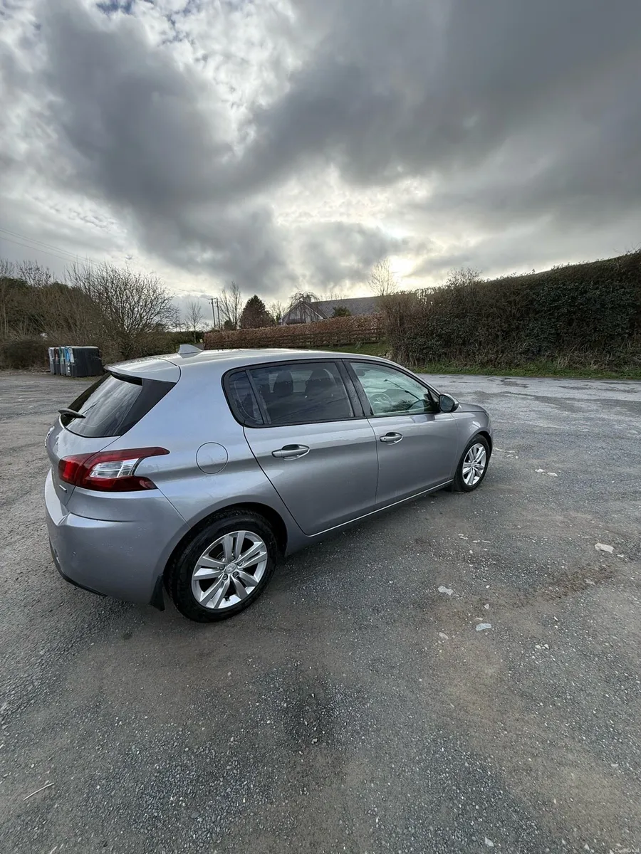 Peugeot 308 - Image 3