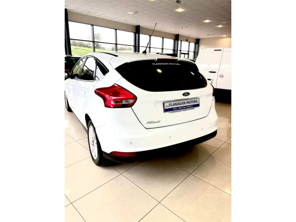 Ford Focus TITANIUM 1.5 TD 95PS 6SPEED 5DR - Image 4