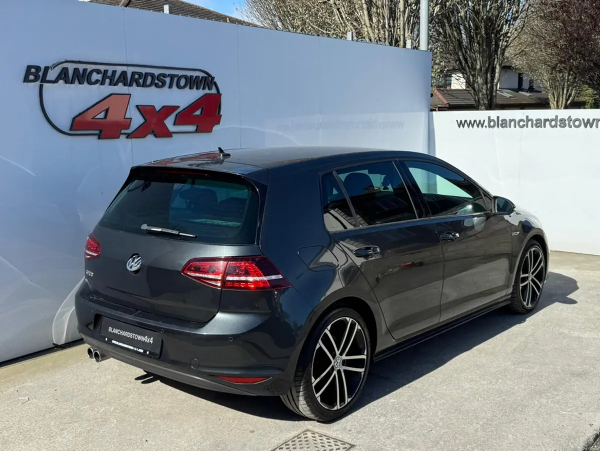 Volkswagen Golf 2.0 TDI GTD BLUEMOTION 184PS 5DR - Image 4