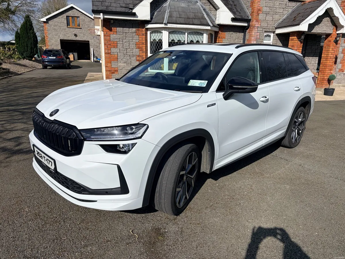 Skoda Kodiaq SPORTLINE with EXTRAS 2.0TDI 150HP - Image 4