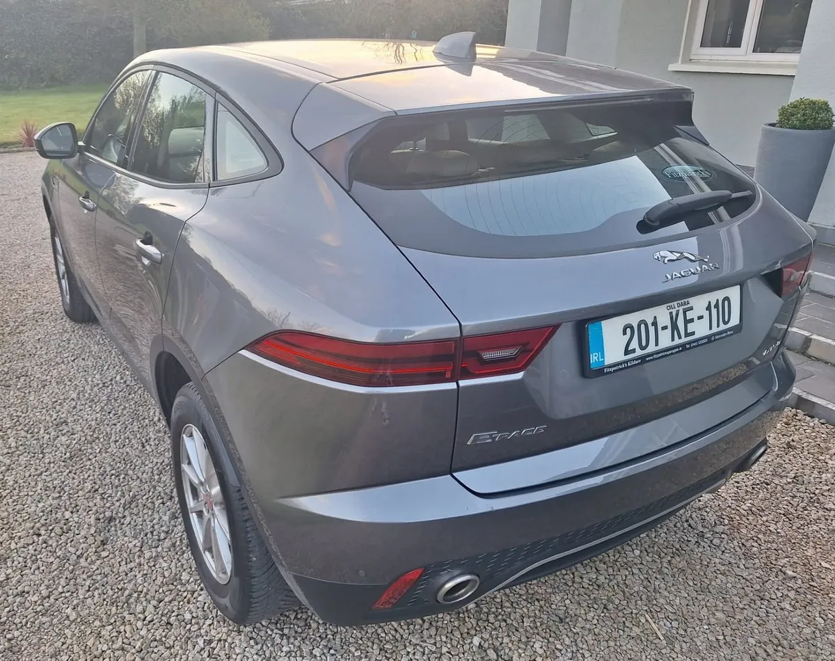 2020 Jaguar E-Pace - Image 3