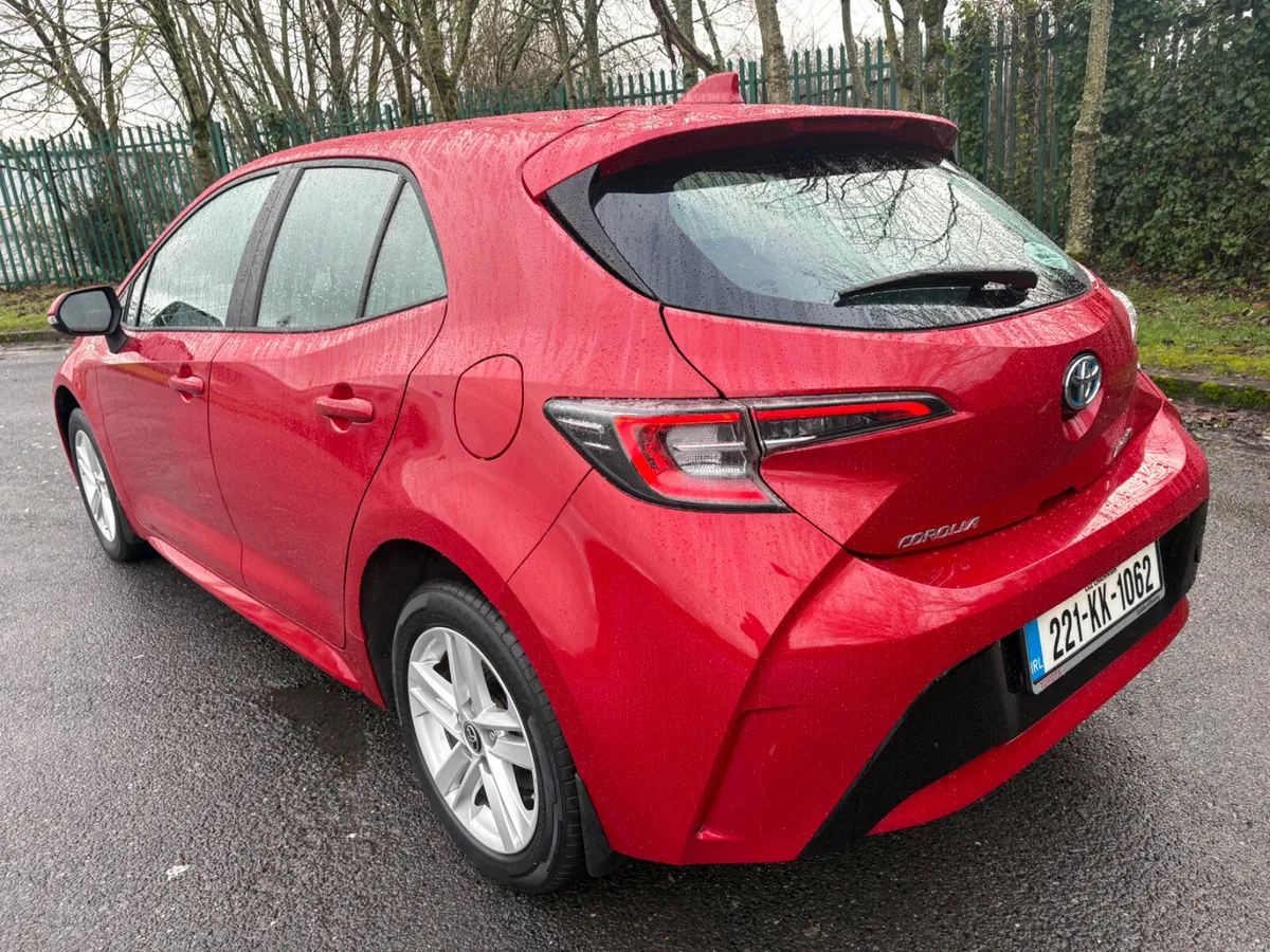 Toyota Corolla 2022 Hybrid - Image 3