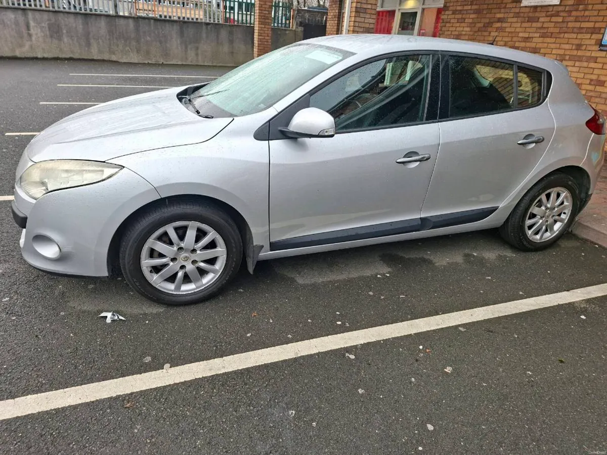 Renault Megan - Image 4