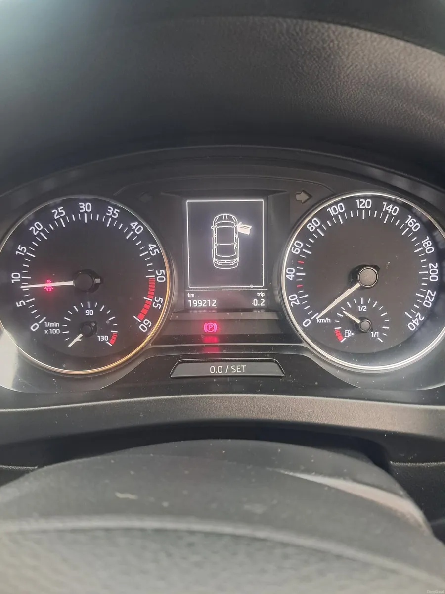 Skoda Rapid 2015 - Image 1