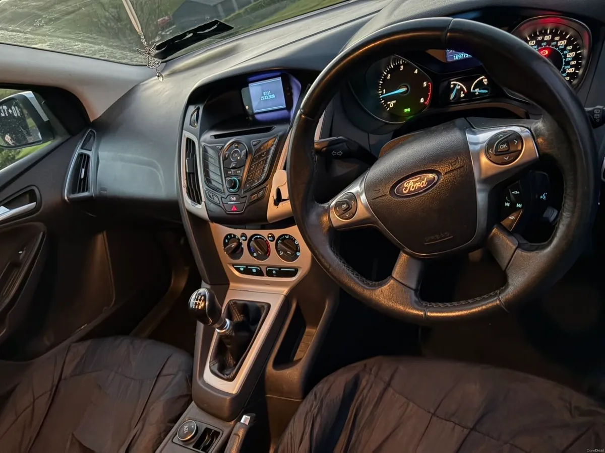 Ford Focus - Image 4