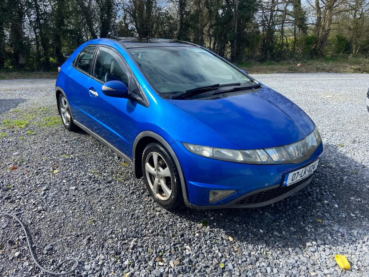 Honda civic - Image 4