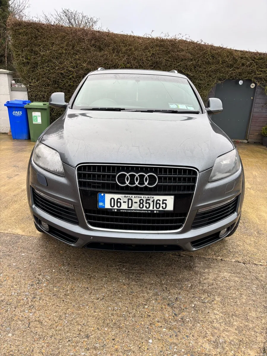 audi Q7 - Image 1