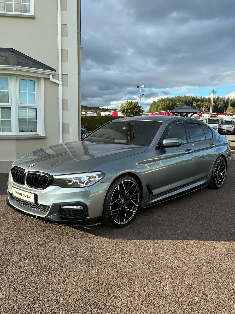 BMW 520d - Image 1