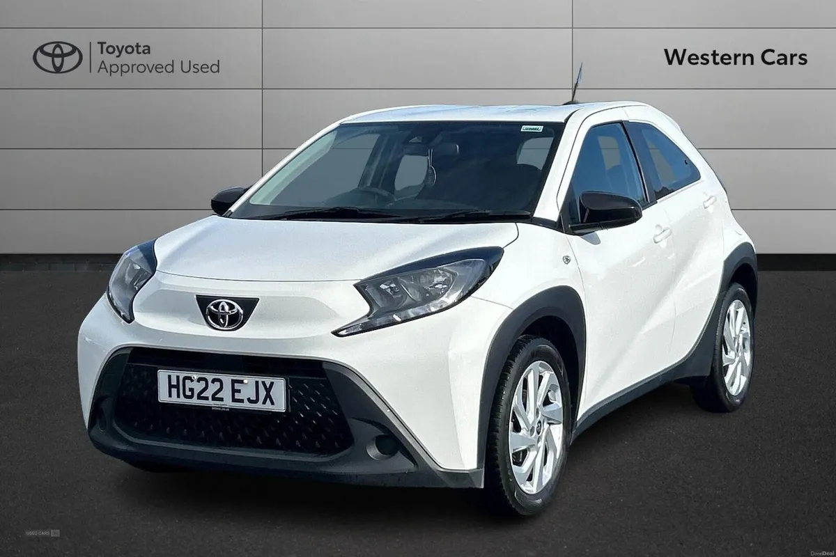 Toyota Aygo X 1.0 VVT-i Pure Euro 6 (s/s) 5dr - Image 3