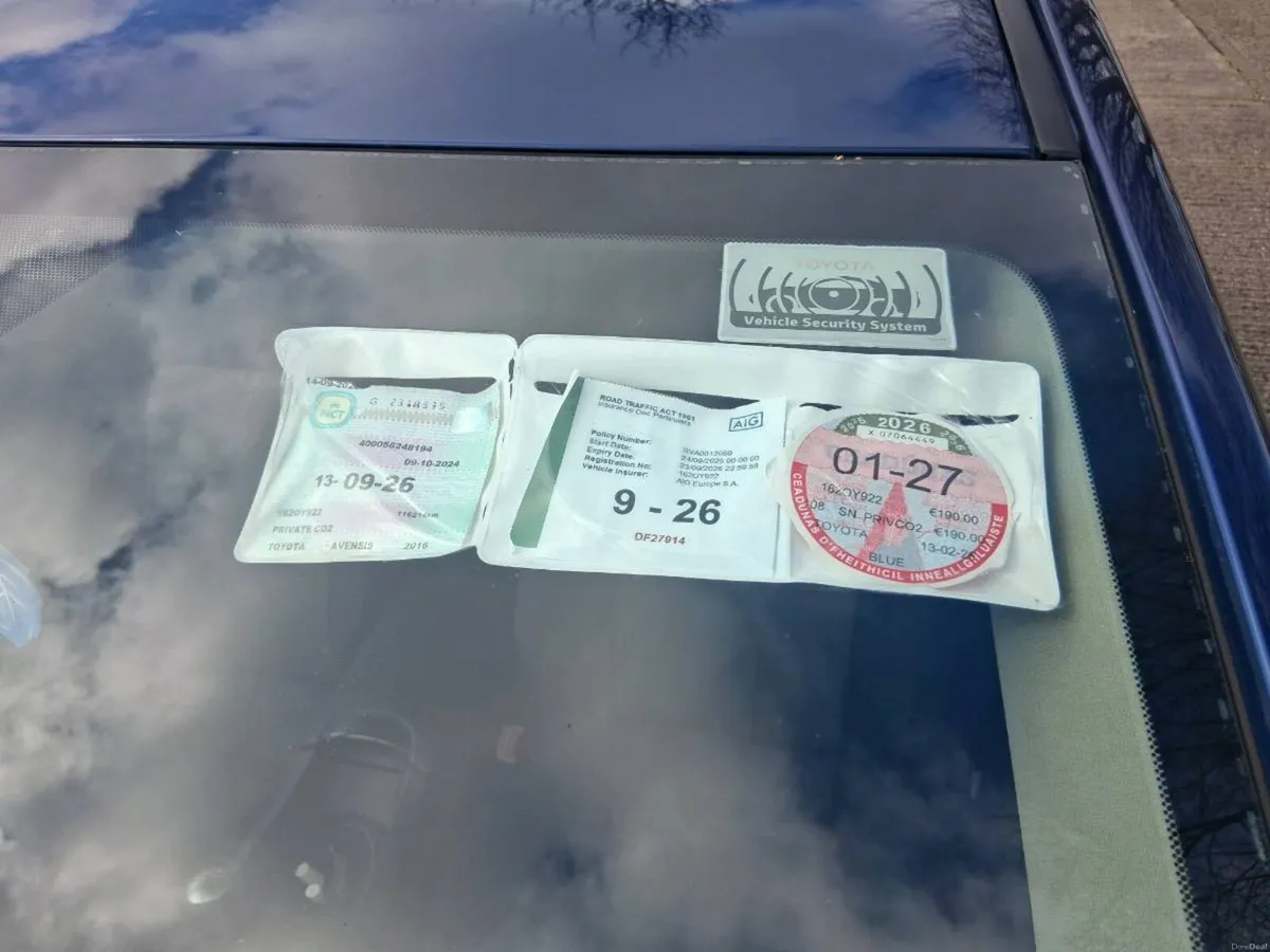 Toyota avensis €8250 - Image 4