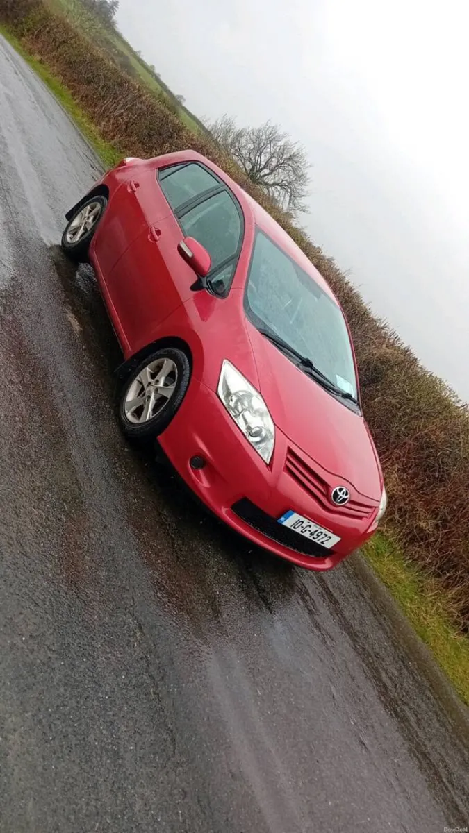 Toyota auris - Image 1