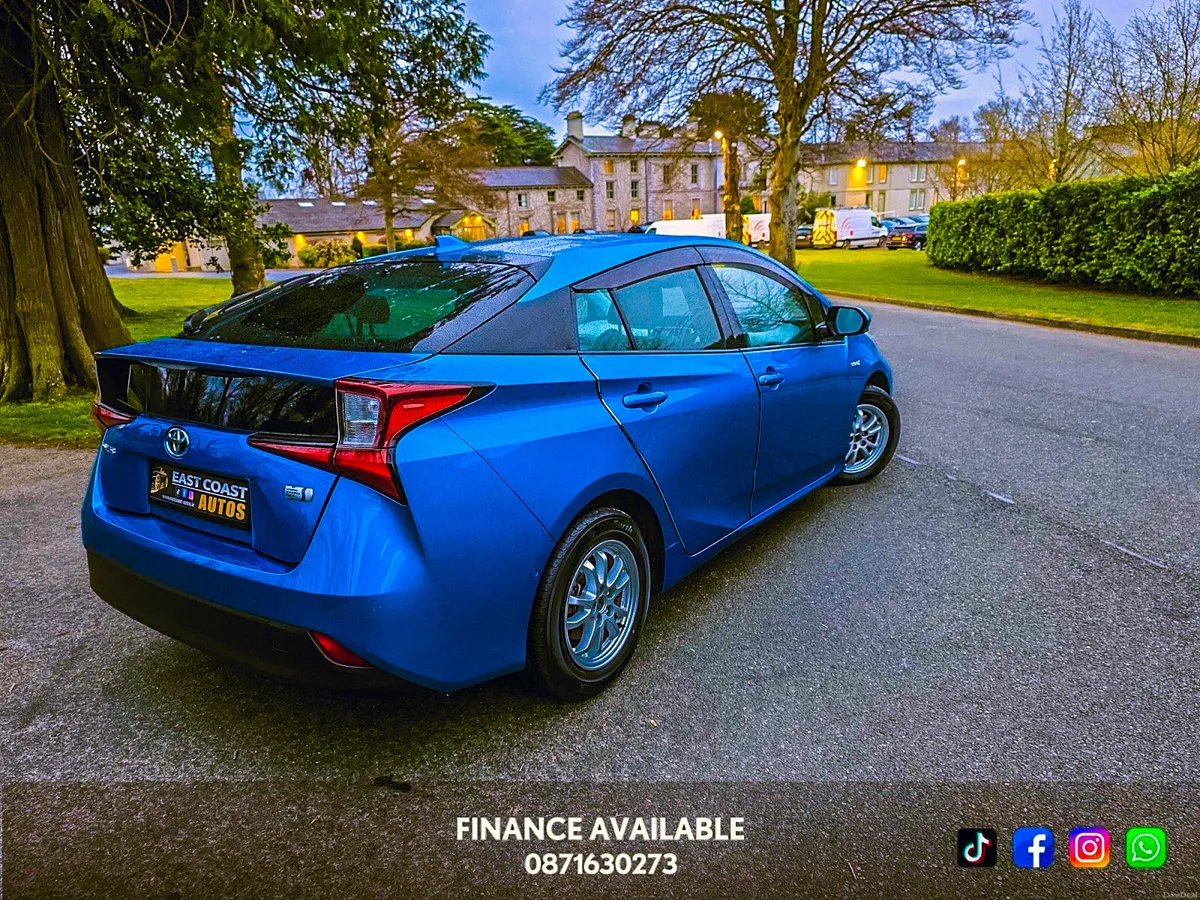 2020 Toyota Prius 1.8 Petrol Hybrid Automatic - Image 4