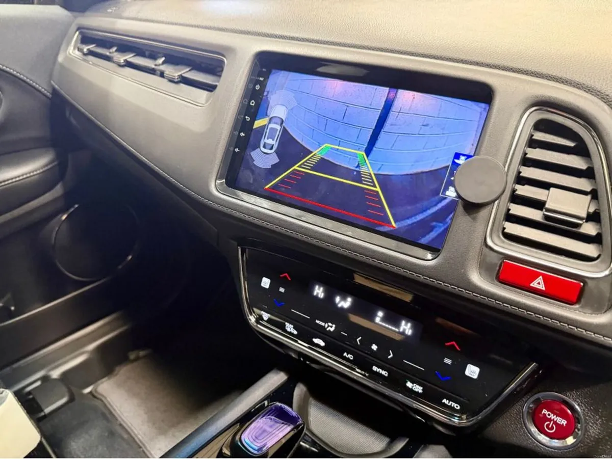 Honda Vezel Hybrid Z - Image 4