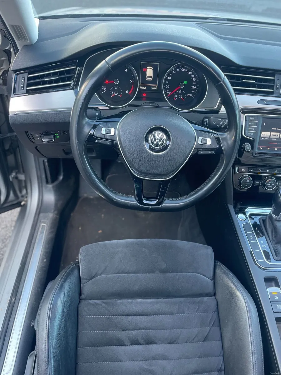Volkswagen Passat 2016 - Image 4