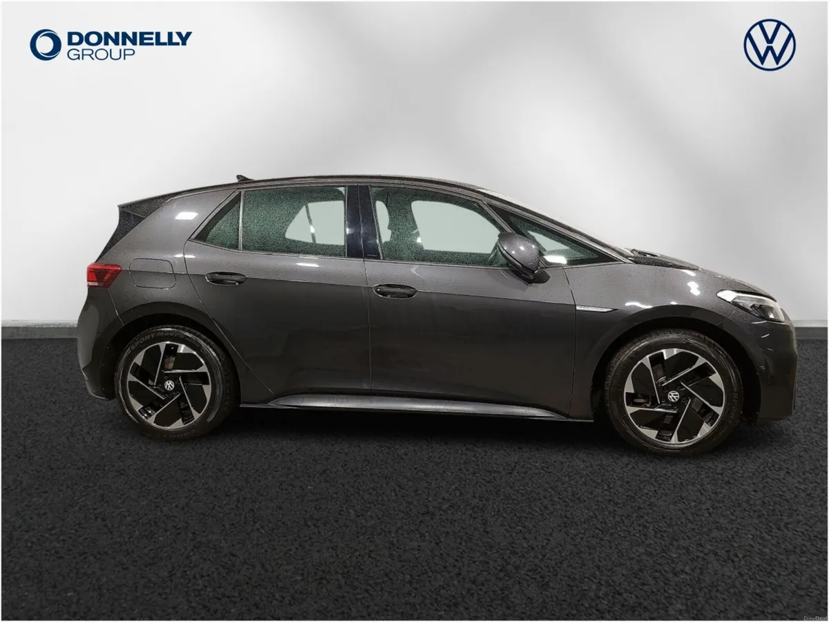 Volkswagen Id.3 Hatchback Life Pro - Image 4