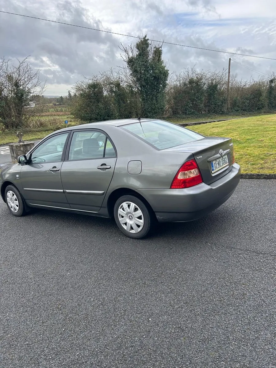Toyota corolla - Image 2