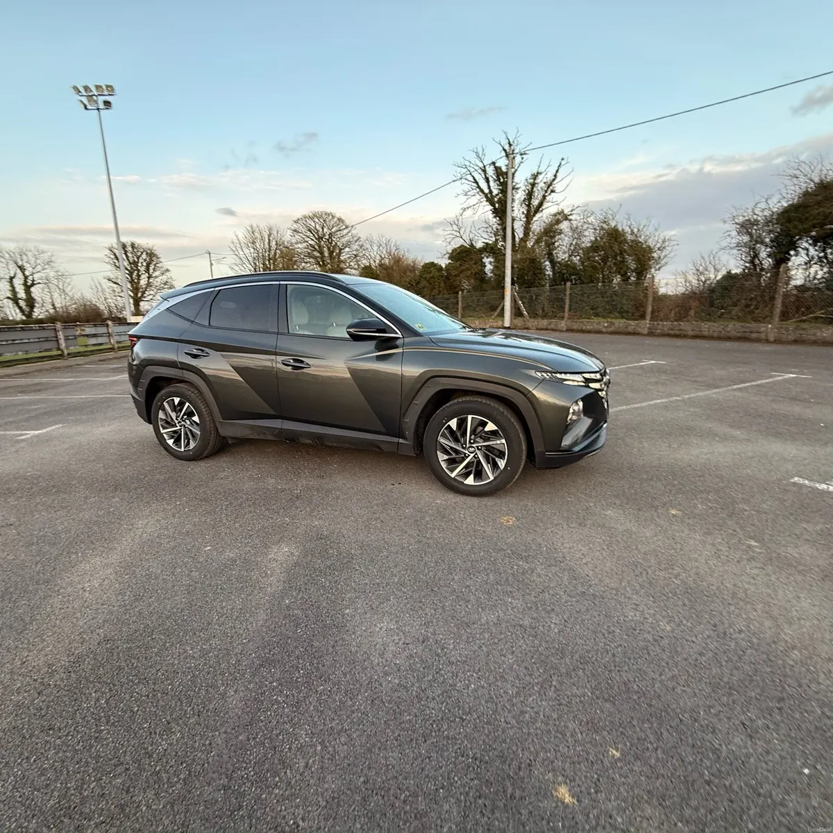 Hyundai Tucson Executive Plus!Only 74KM! - Image 2