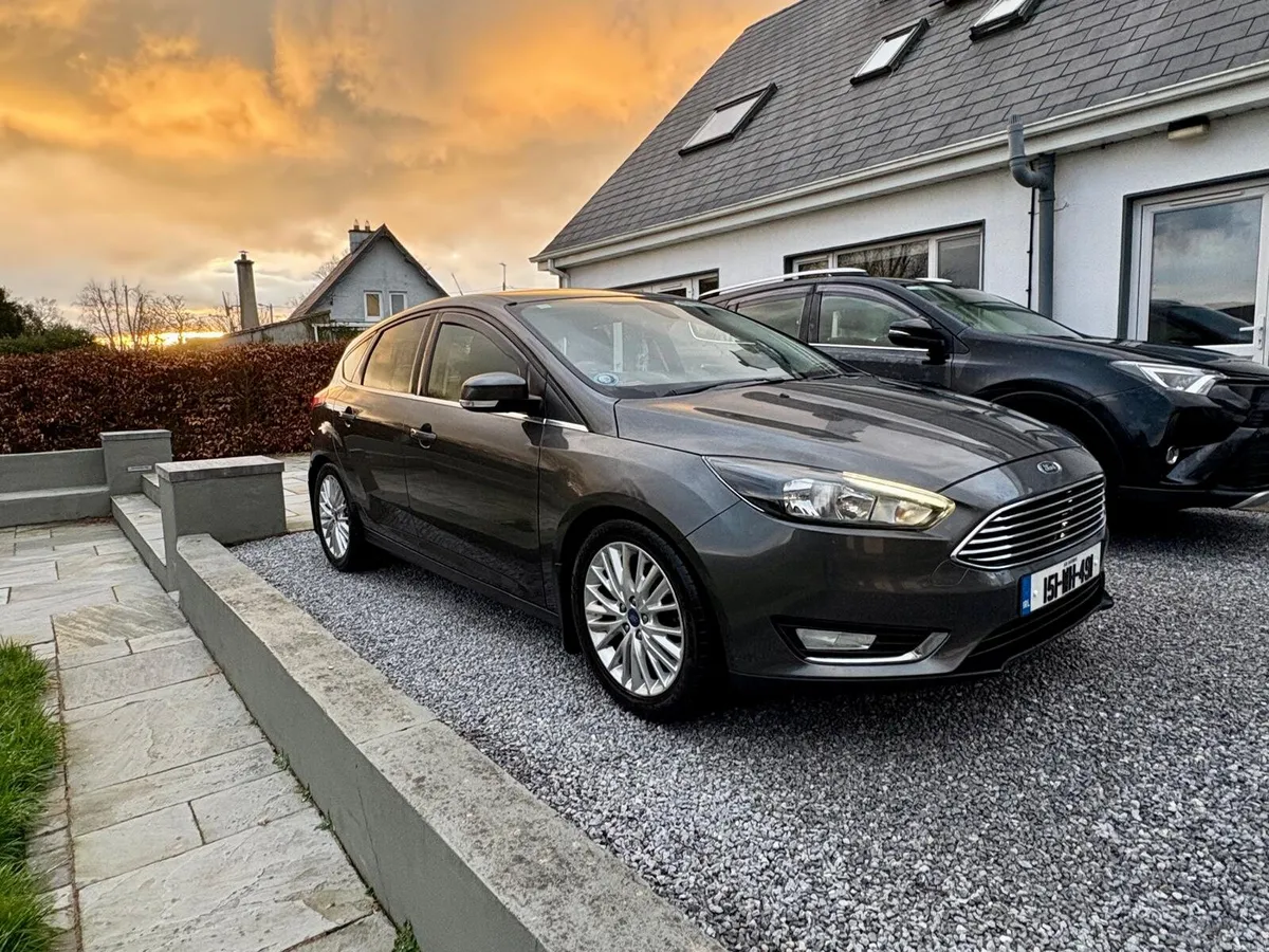 Ford Focus 1.6D Zetec - Image 2