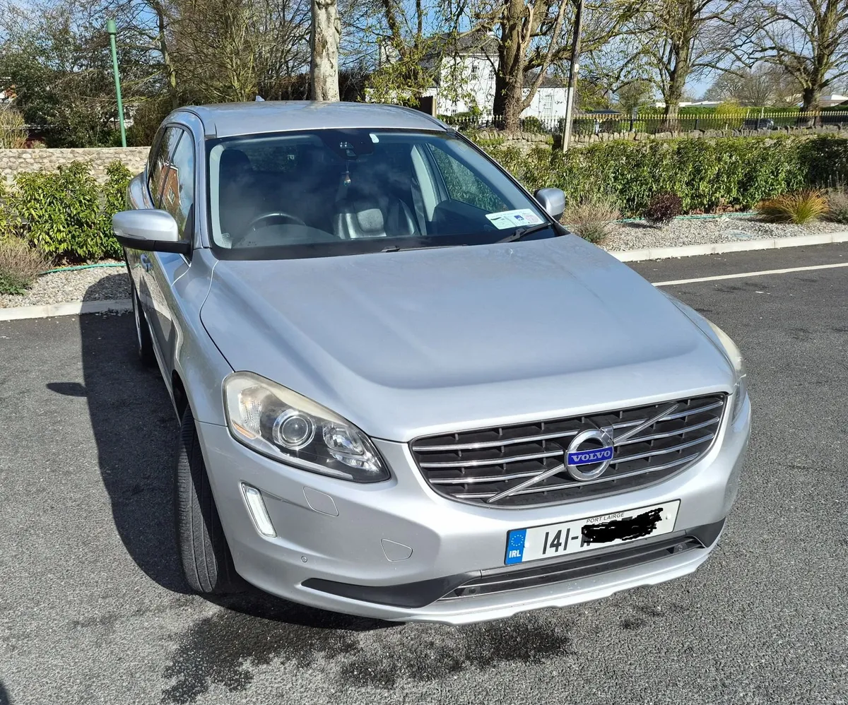 2014 VOLVO XC60* R-DESIGN* D4 *LEATHER*SAT NAV* - Image 1