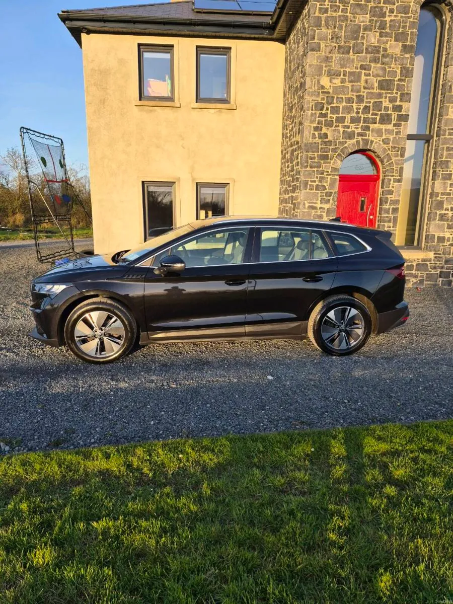 Skoda Enyaq 2023 80kw Big Battery - Image 2