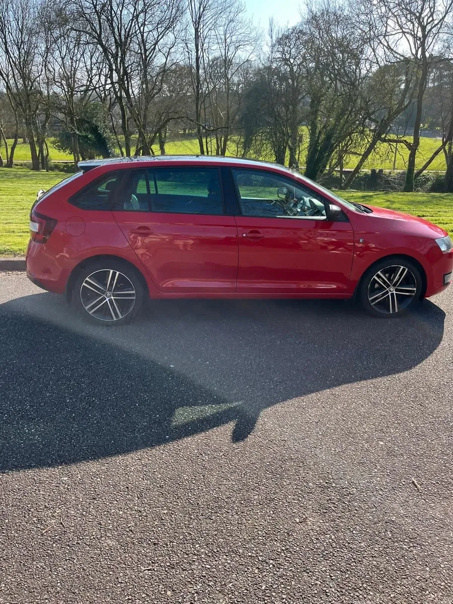 Skoda Rapid 2015 - Image 1