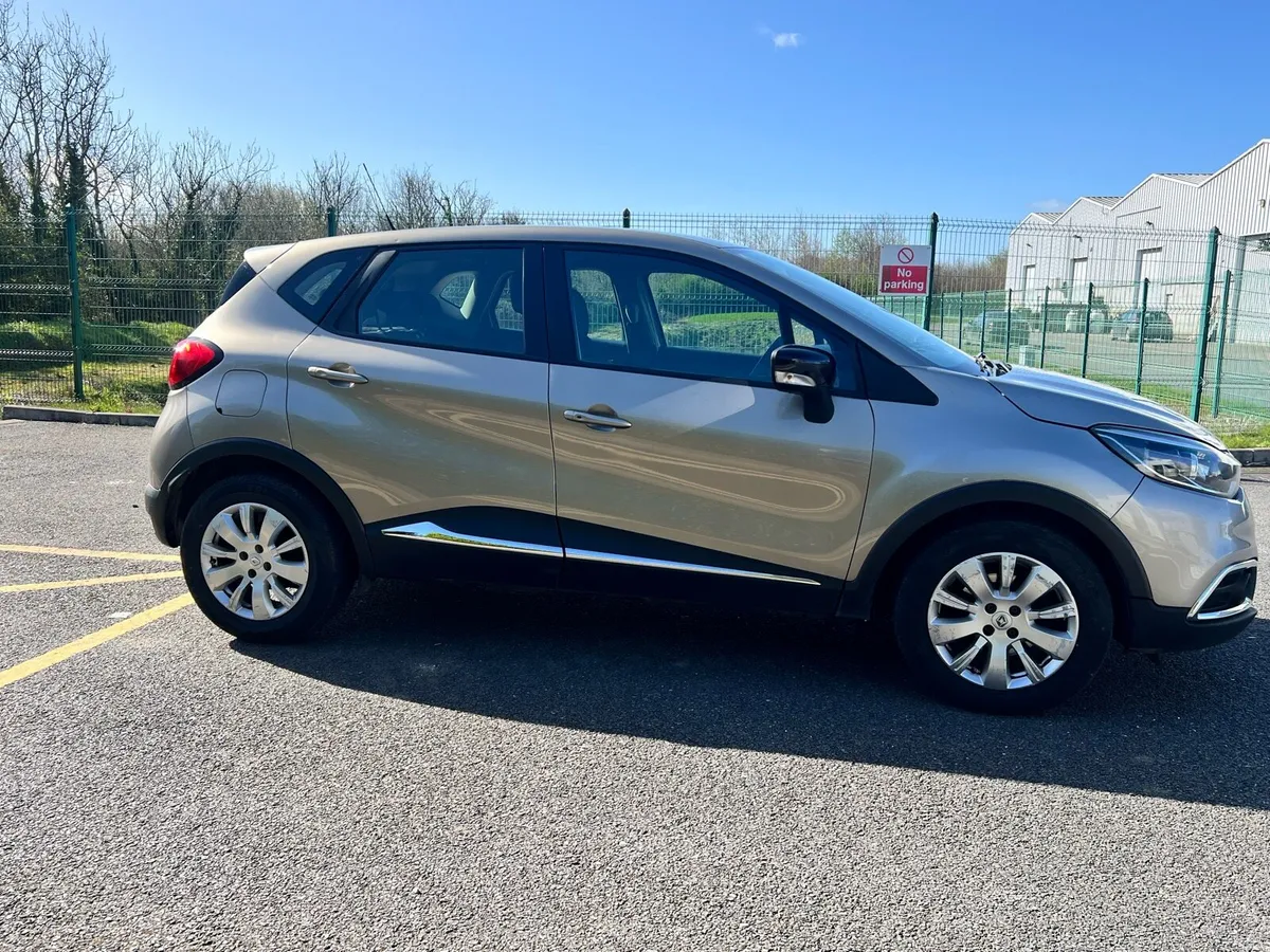 Renault captur - Image 3