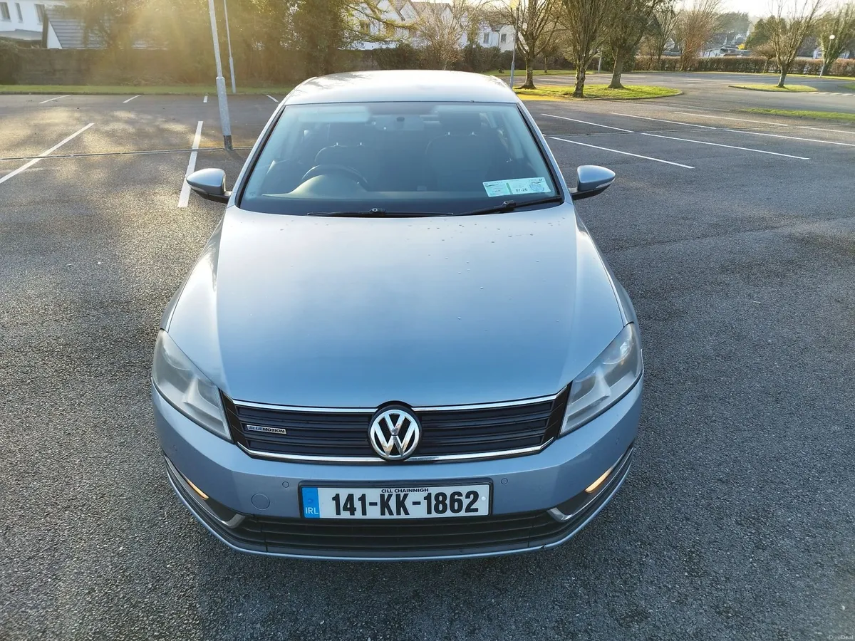 Volkswagen Passat 2014 - Image 1