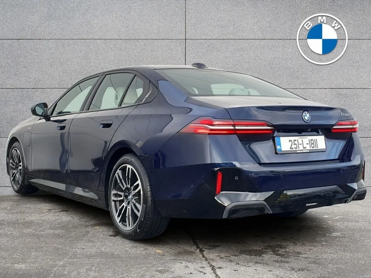 BMW 5-Series 530e M Sport Saloon - Image 3