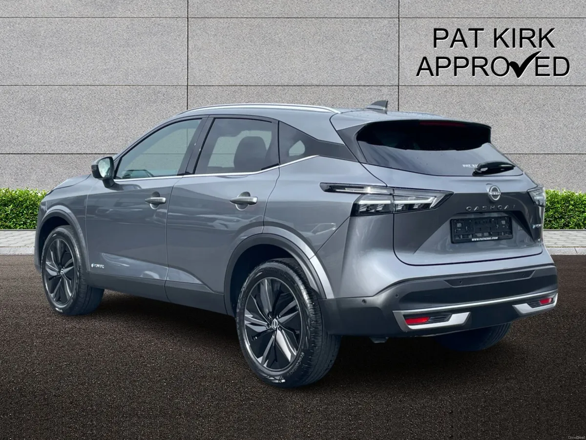 Nissan Qashqai Hatchback Tekna - Image 2