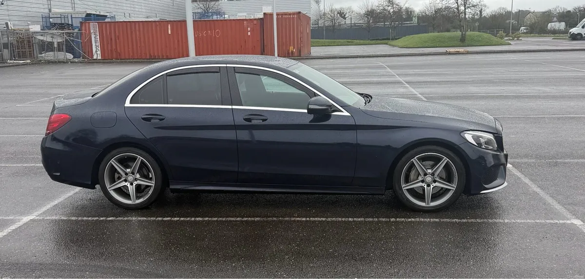 Mercedes c220d amg 2.1 diesel automatic - Image 3