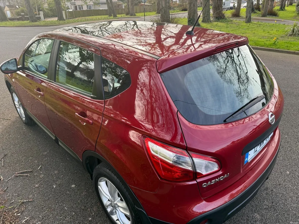 Nissan Qashqai 1.6 petrol Pan roof - Image 4