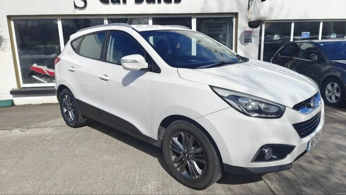 Hyundai ix35 1.7d Exec/SE - Image 3
