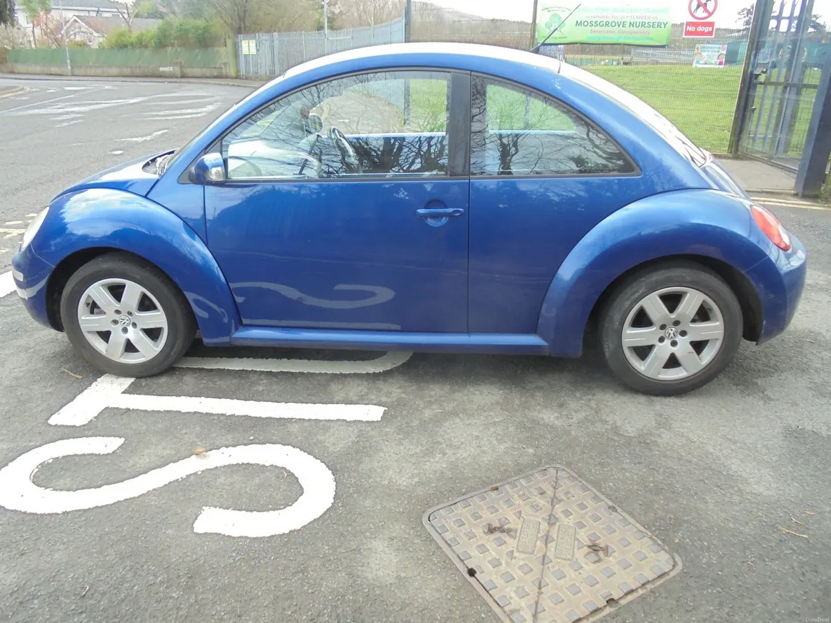 2007 Volkswagen Beetle 1.6 luna, petrol model, - Image 4