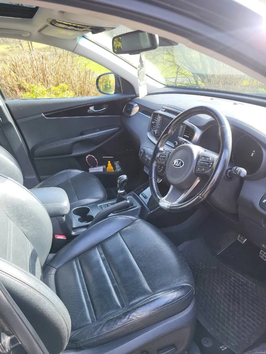 Kia sorento 2.2 crdi kx3 - Image 3