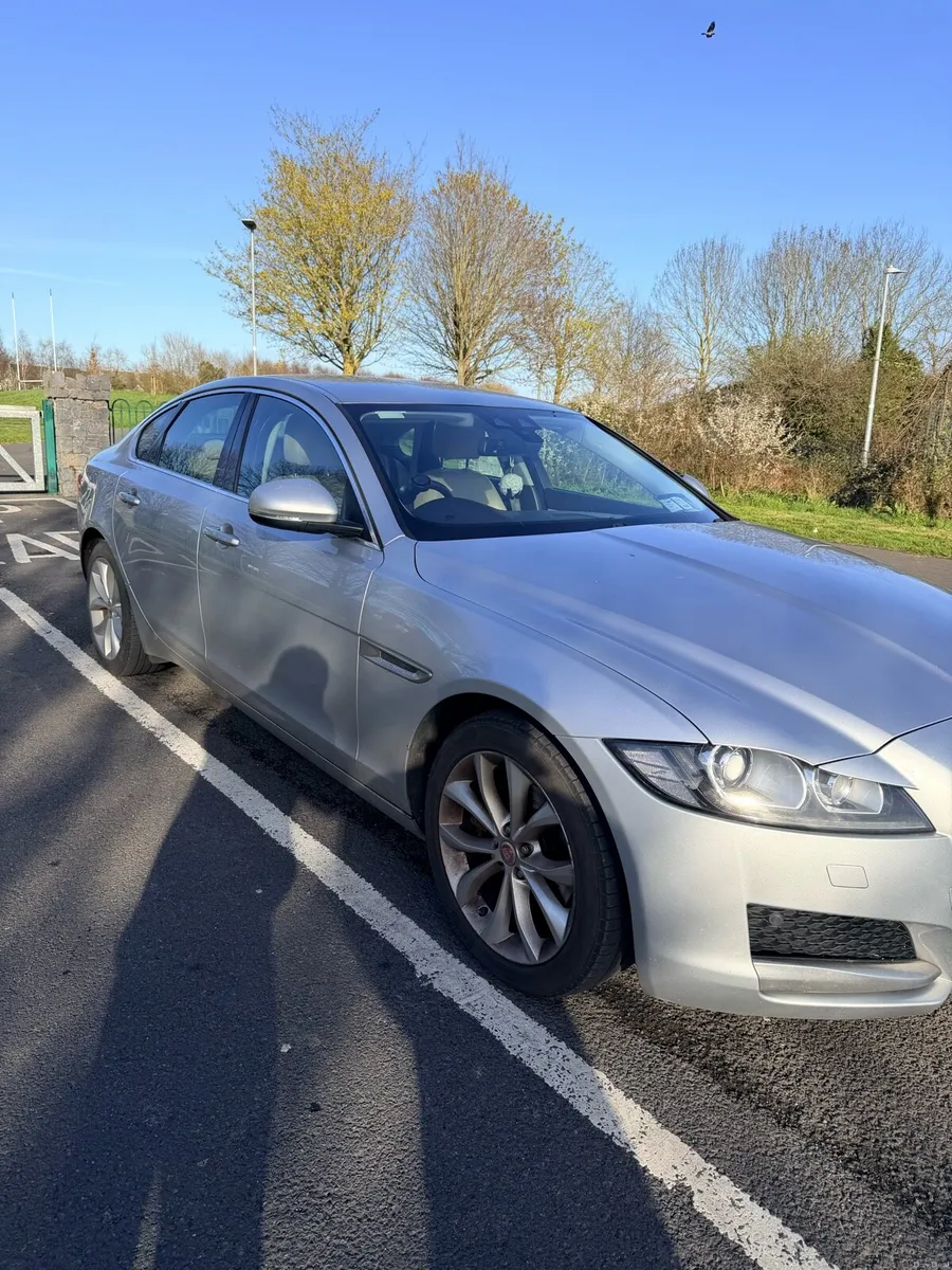 Jaguar XF - Image 2