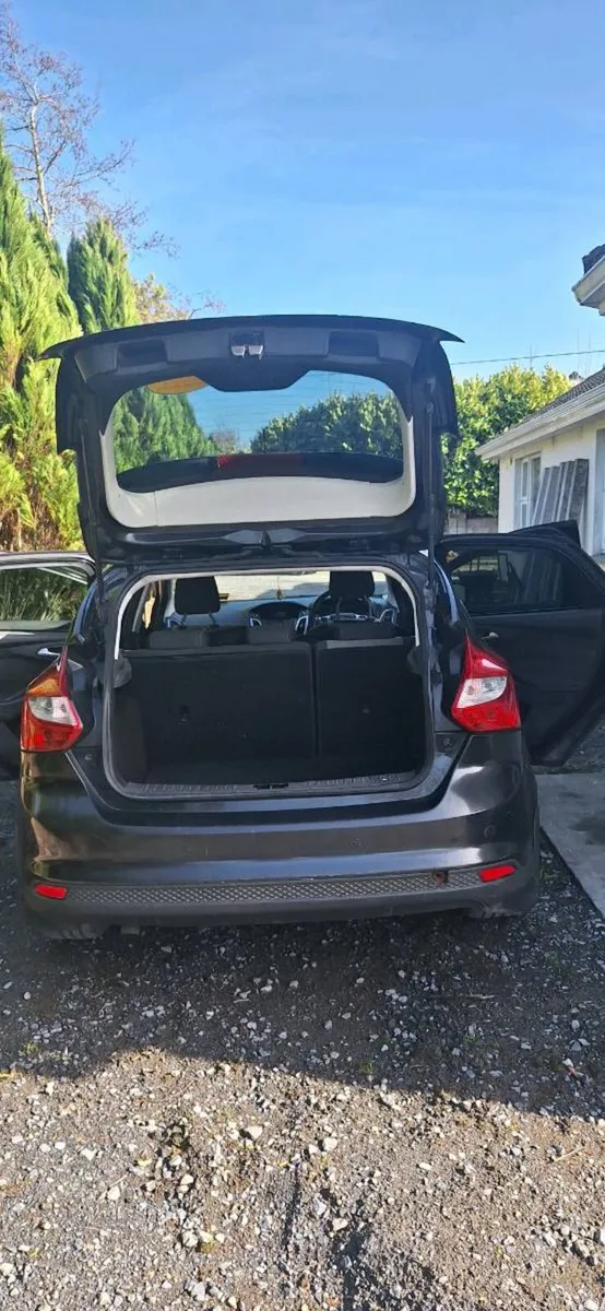 Ford focus - Image 2