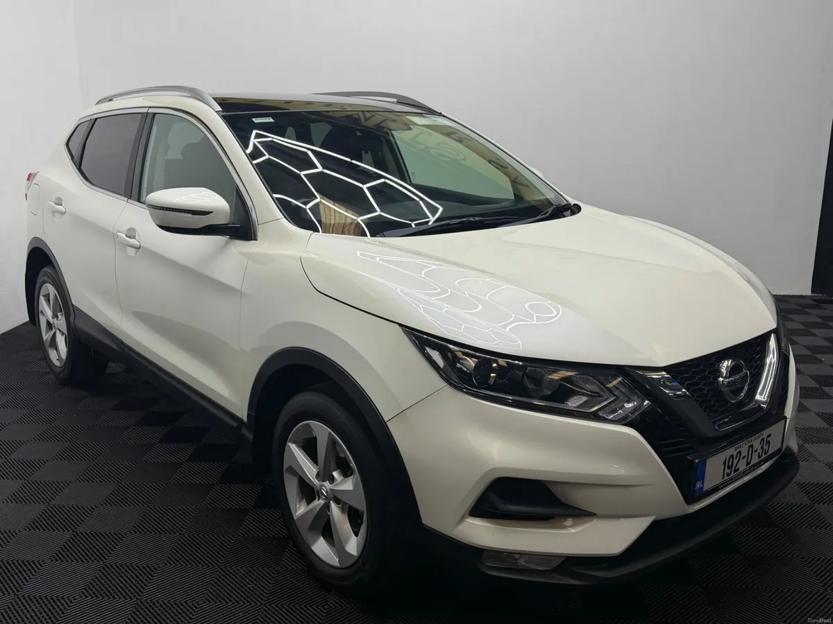 192 Nissan Qashqai HIGH SPEC LOW KM, WARRANTY - Image 2