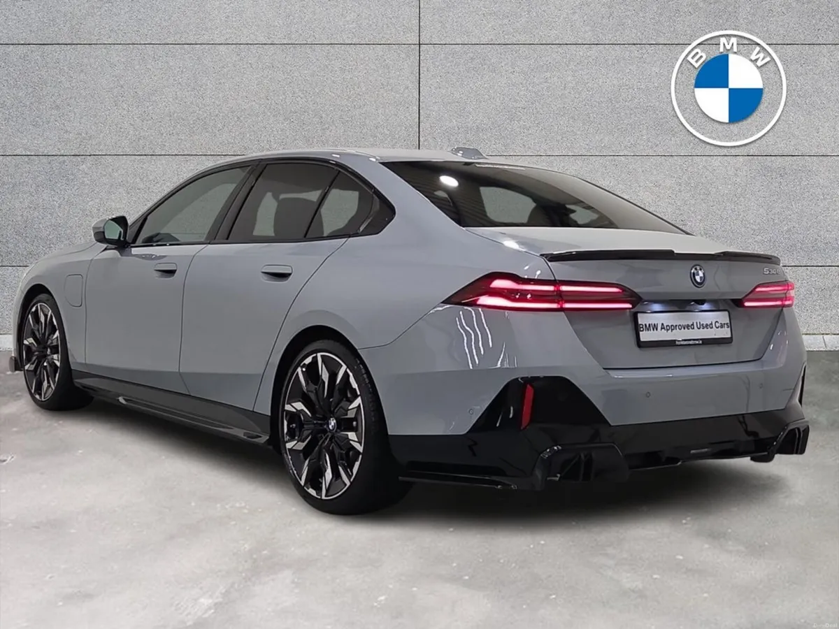 BMW 5-Series 530e M Sport Pro Saloon - Image 3