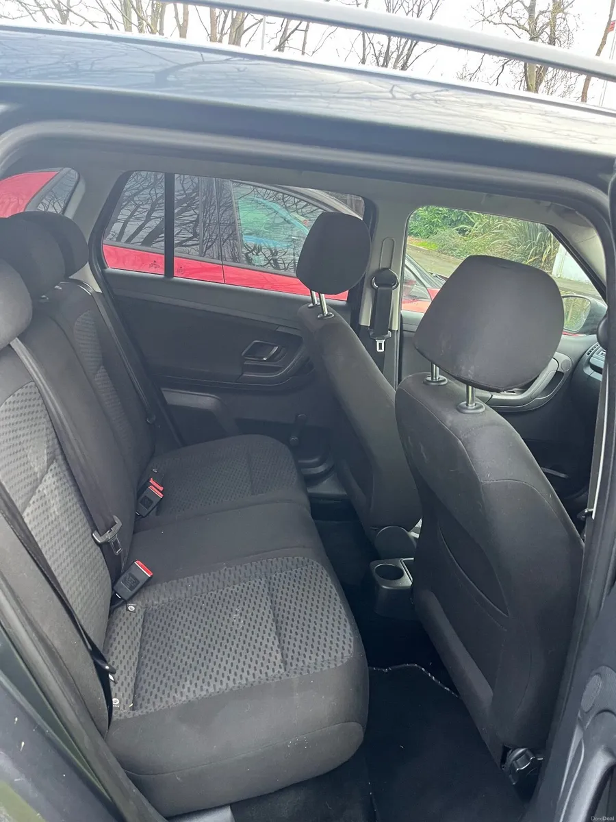 Skoda Fabia 2010 - Image 3