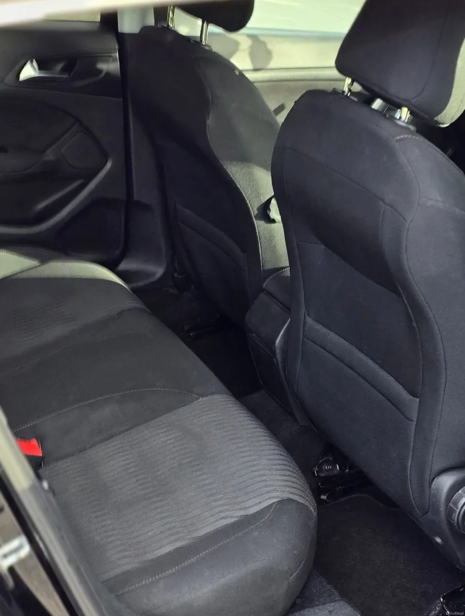 2014 Peugeot 308 1.6 E-hdi Active 115BHP 5DR - Image 2