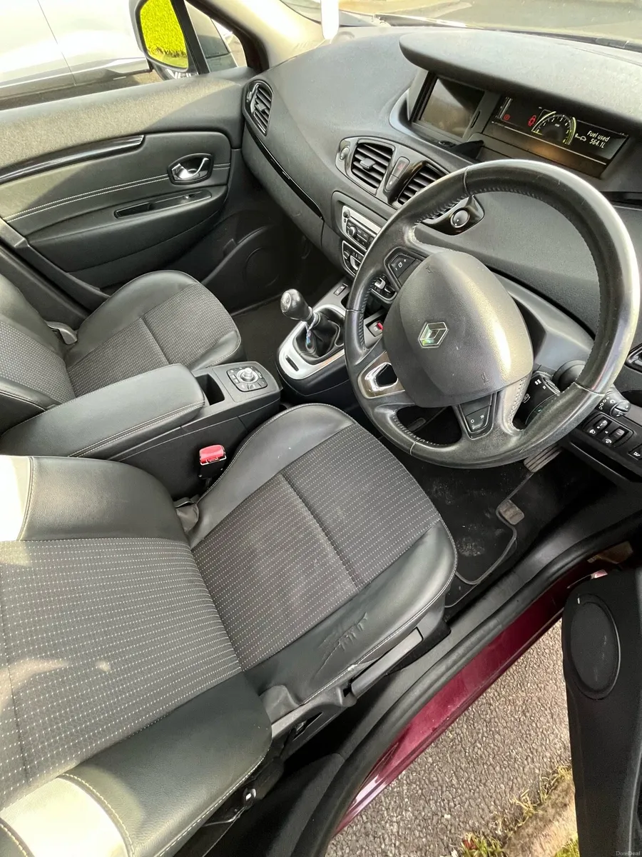 2015 Renault Scenic - Image 4