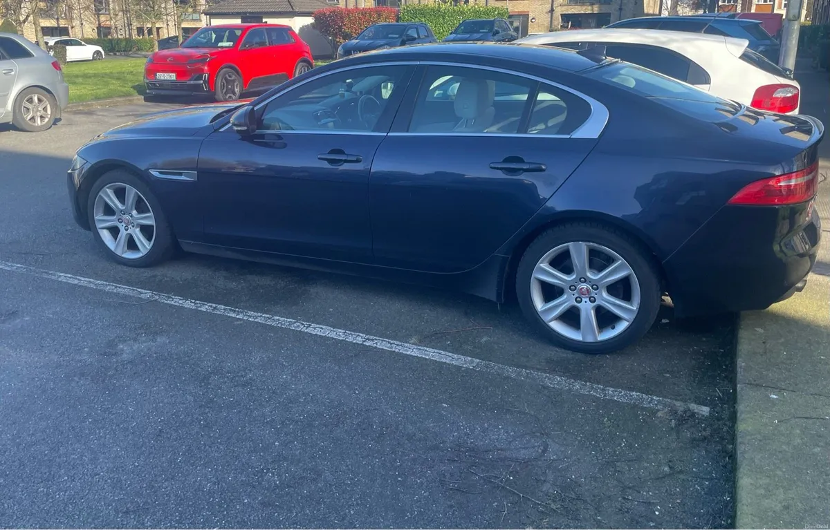 2015 Jaguar XE Automatic - Image 2