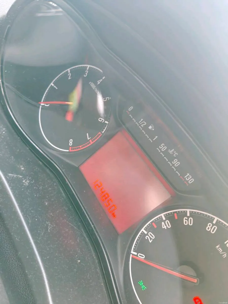 1.4L 2019 Opel Corsa (Tax 07/26) (NCT 10/26) - Image 2