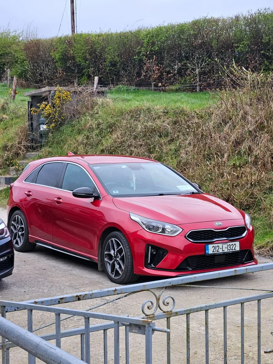 Kia Ceed 2021 - Image 2