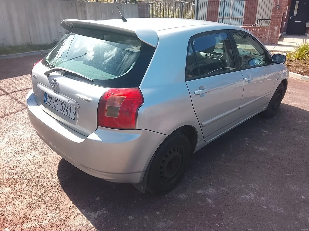 Toyota Corolla 2002 - Image 3