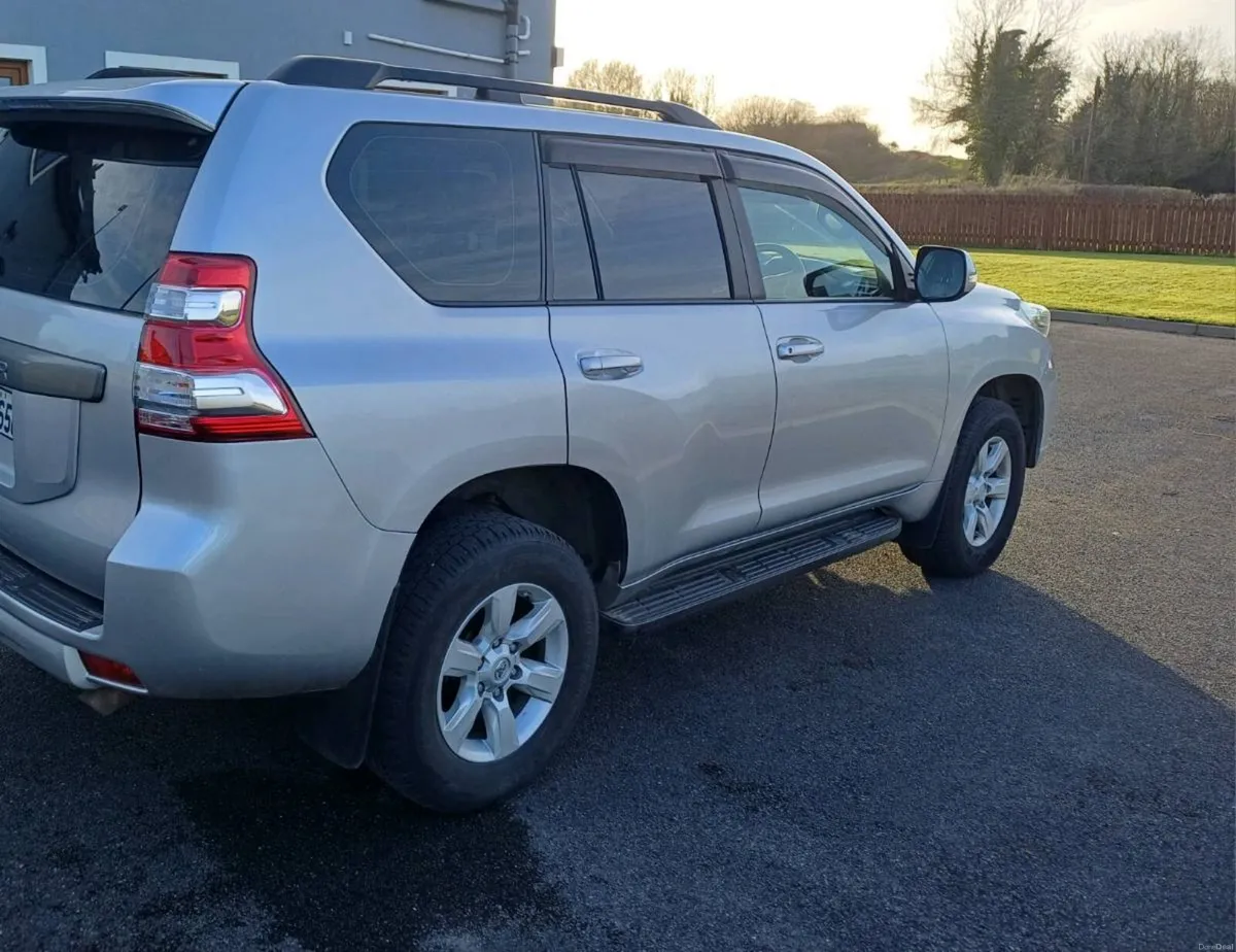 Toyota Landcruiser Auto 5 seater business edition - Image 3