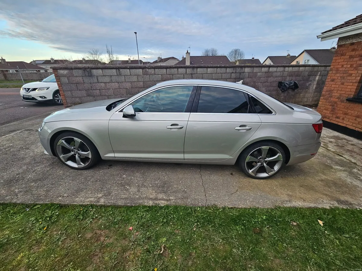 Audi A4 2016 - Image 2