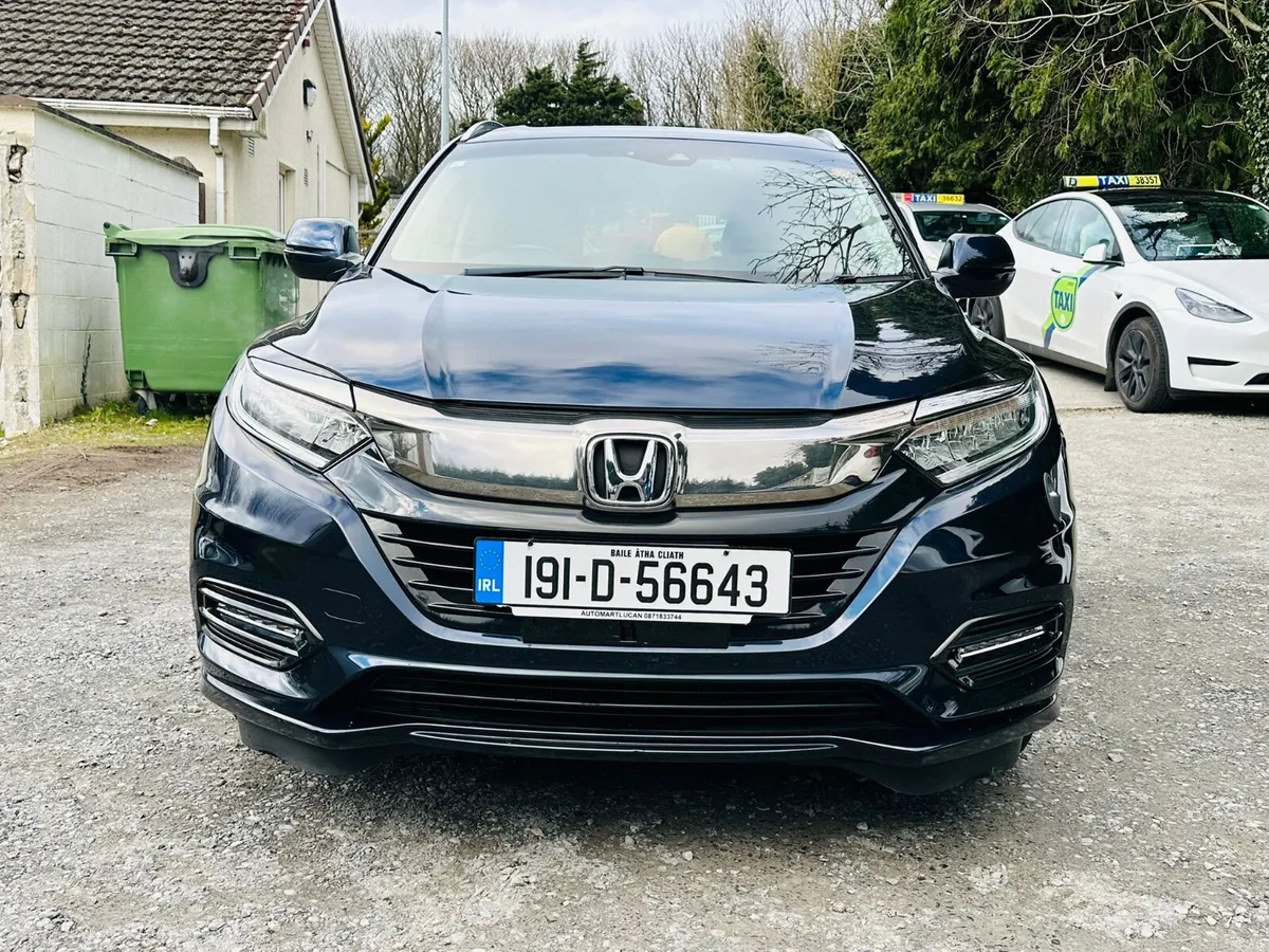 Honda Vezel 2019 1.5 Hybrid Auto 32200 KM ONLY - Image 2