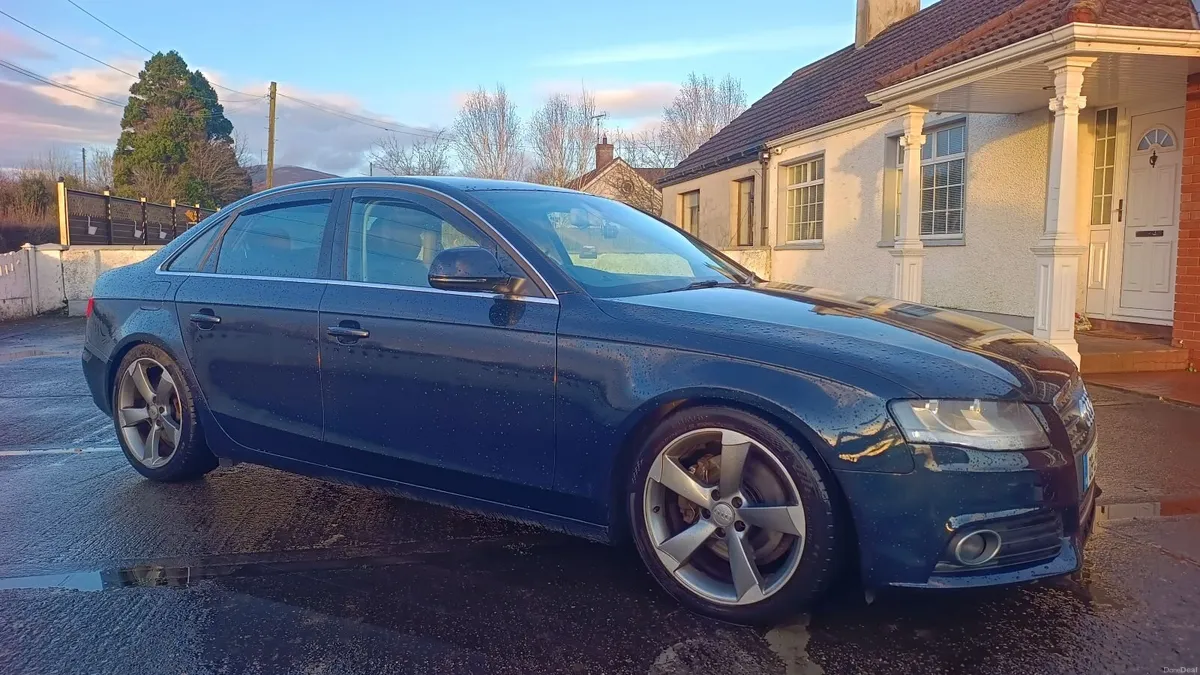 Audi A4 2009 - Image 1