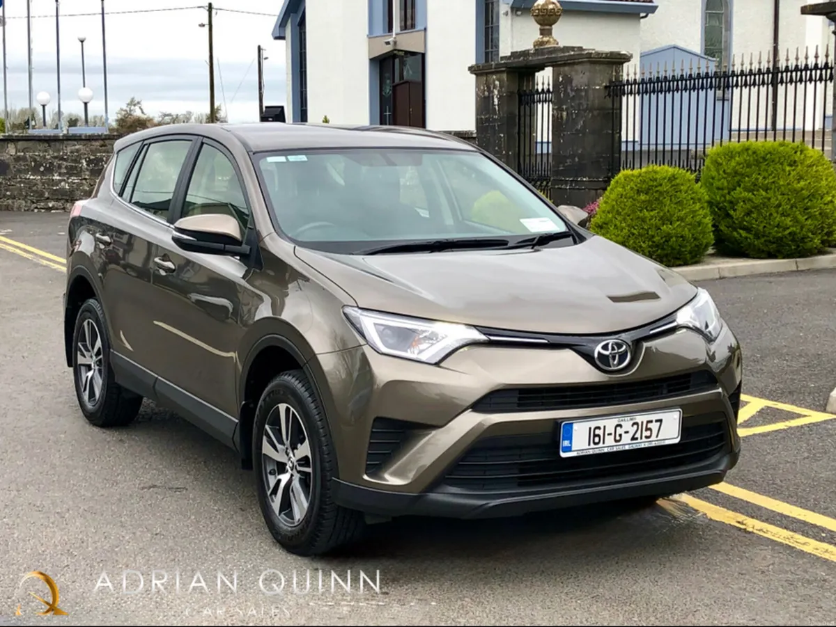 Toyota RAV4 2.0 D-4D AURA 5 DR - Image 4